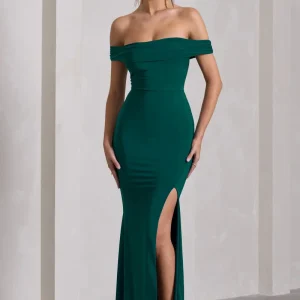 Law of Attraction | Vestido largo verde botella con escote bardot y abertura lateral