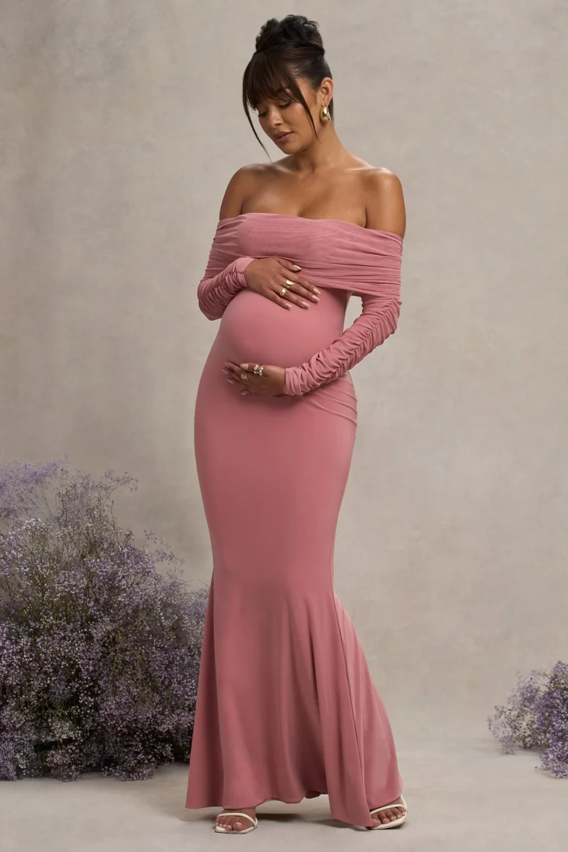 Pretty Perfect | Vestido Largo Bardot de premamá con Fruncido y Malla en Color Rosa empolvado - Imagen 5