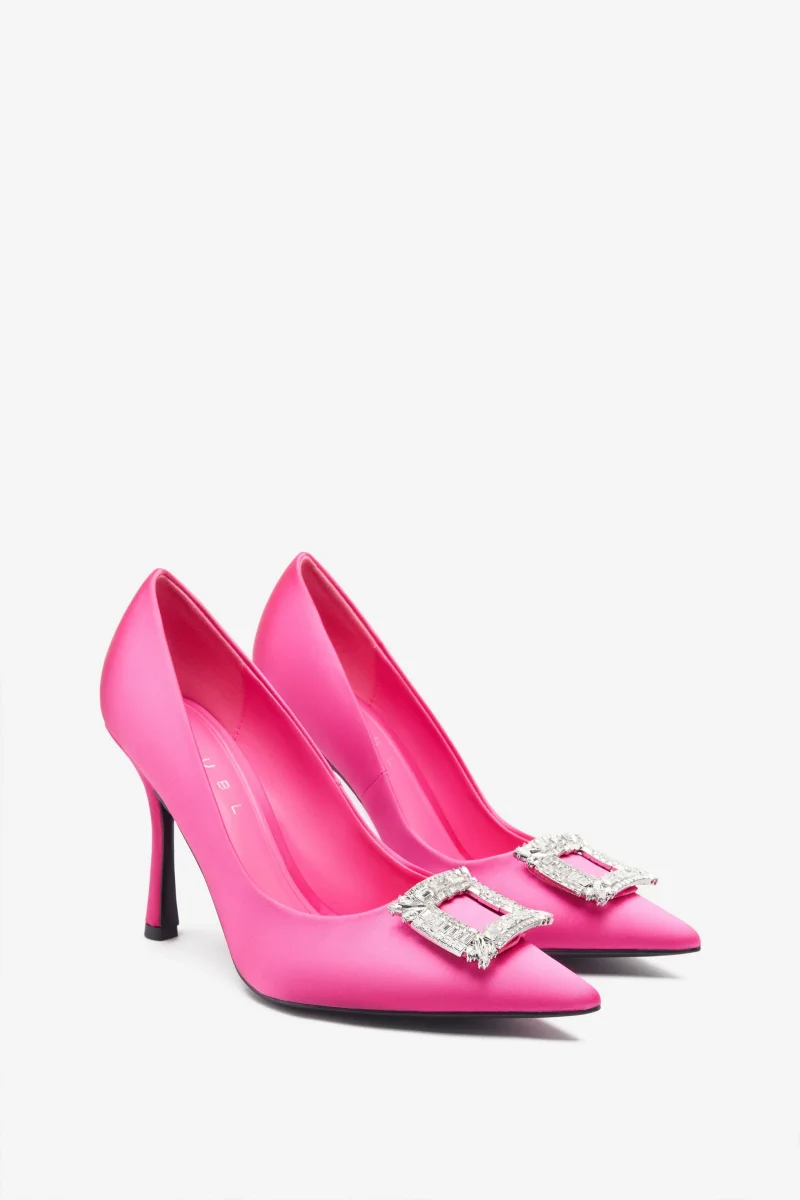 Lawless | Tacones de Satén Rosa Fucsia con Punta y Broches de brillantes - Imagen 3