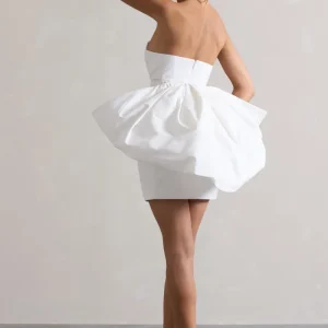 Bladen | Vestido Corto Bandeau Crema con Falda Desmontable