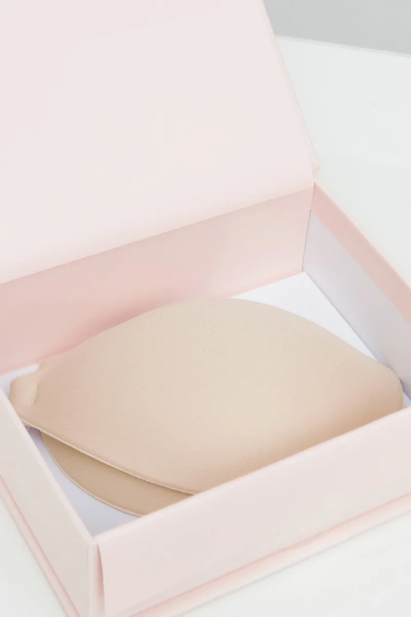 Demi Sticky Bra | Sujetador Adhesivo Demi Boomba en Beige - Imagen 6