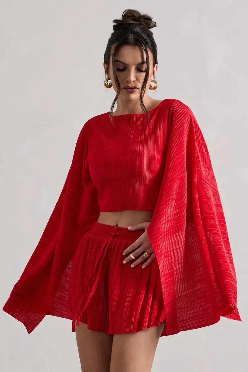 Flare | Top corto rojo con mangas tipo capa plisadas - Imagen 2