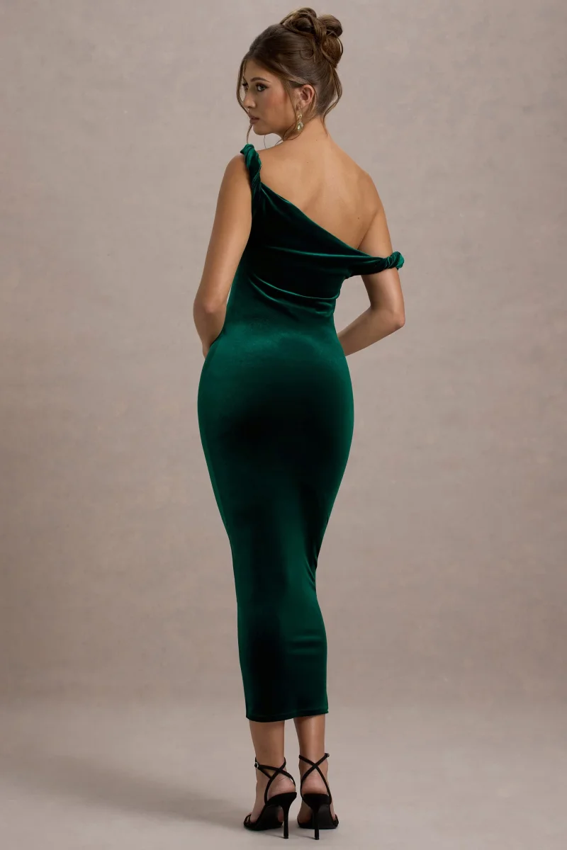 Carella | Vestido Midi Asimétrico de Terciopelo Verde Botella con Detalle Torcido - Imagen 3