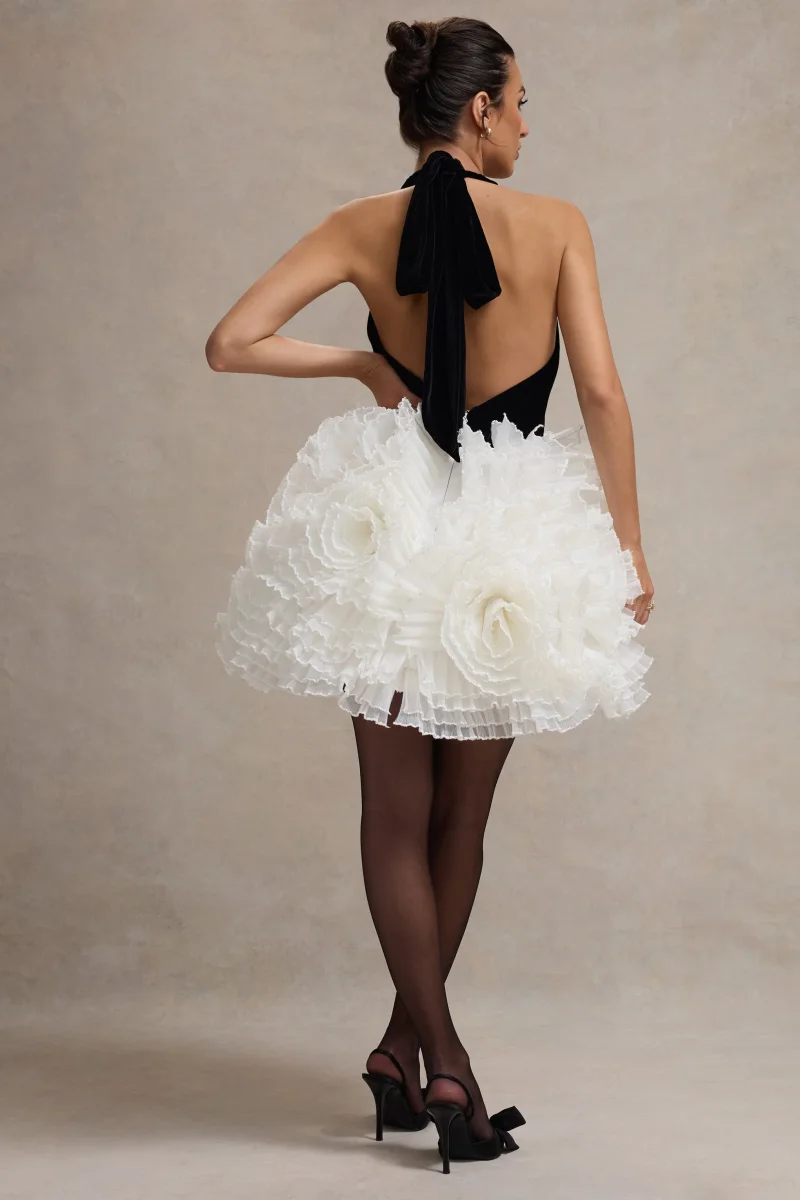 Meringue | Vestido corto de Terciopelo Negro con Escote Pronunciado y Falda de Tul - Imagen 3