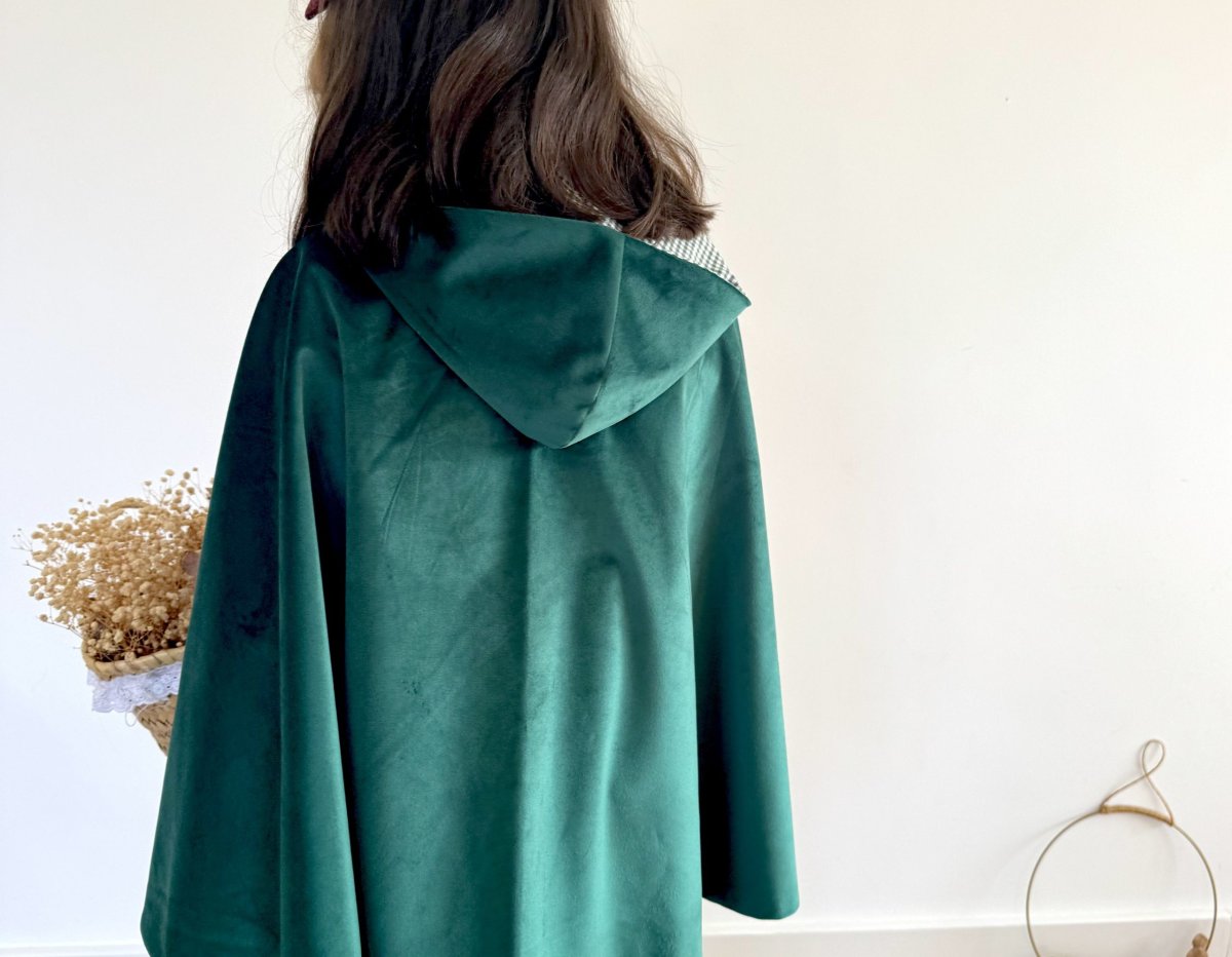 Capa Terciopelo Verde - Imagen 4