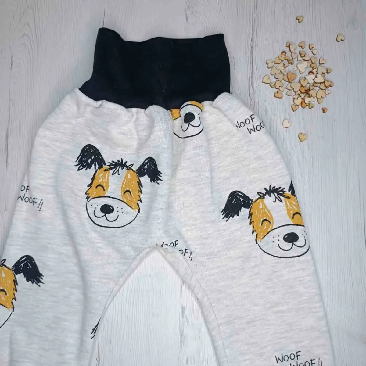 Pantalones que crecen con los peques perros