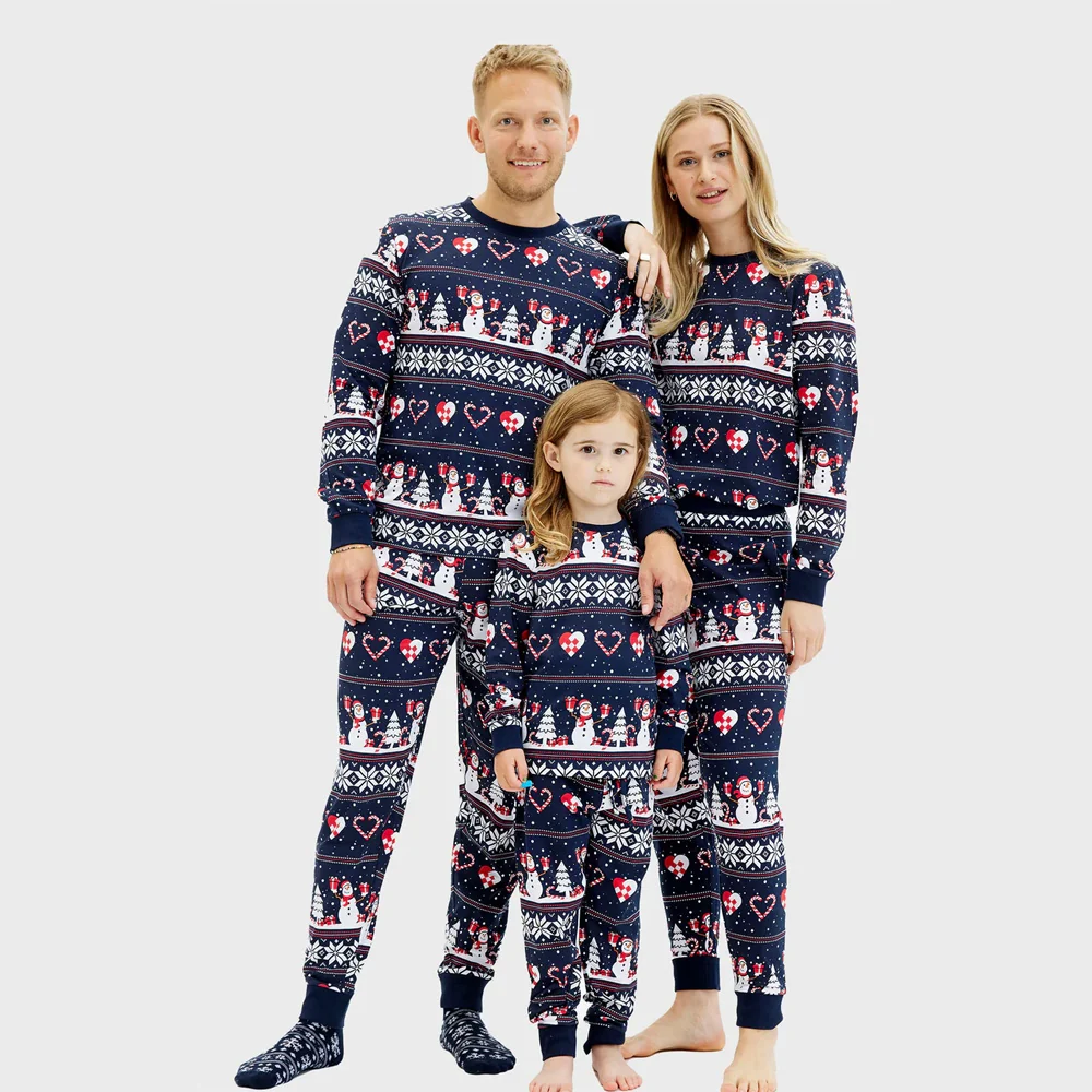 Pijama de Navidad para Familia con Muñecos de Nieve y Corazones Algodón Orgánico - Imagen 2