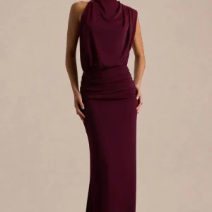 Umaira | Vestido largo burdeos con escote alto