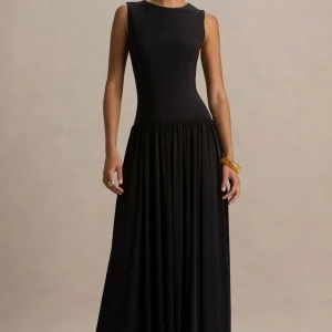 Rosalía | Vestido Largo Negro de Cuello Redondo con Cintura Caída y Detalle Fruncido