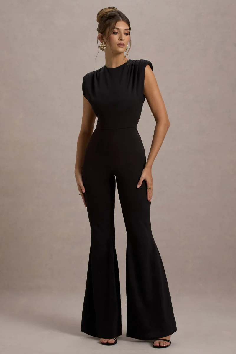 Elyna | Mono negro con hombros fruncidos y pantalones acampanados - Imagen 2