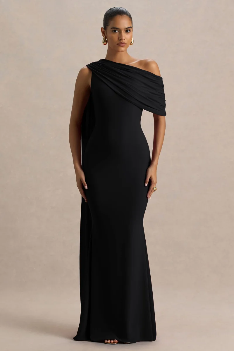 Zendaya | Vestido Largo Negro con Escote Asimétrico Cola de Pez y Detalle de Capa - Imagen 5