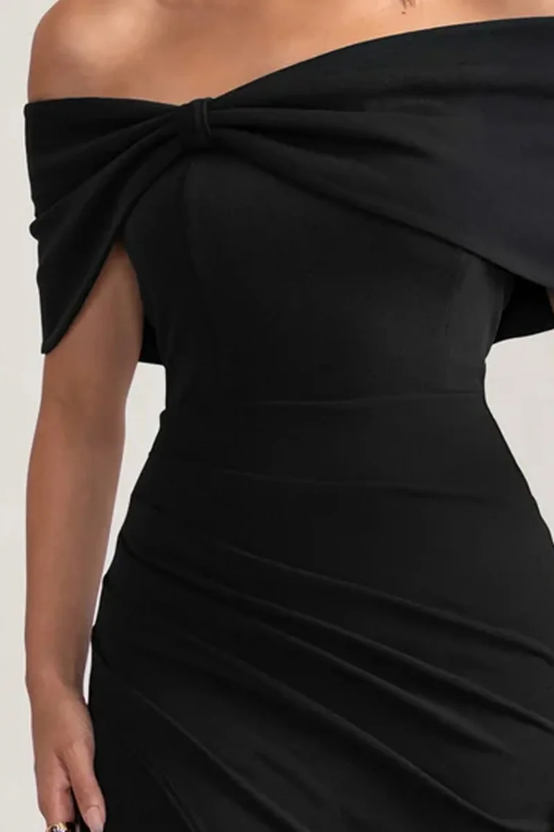 Eva | Vestido largo negro Bardot con detalle de lazo y abertura lateral - Imagen 6
