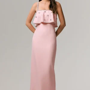 Scarlet | Vestido Largo rosa pálido con escote cuadrado y detalles ornamentales