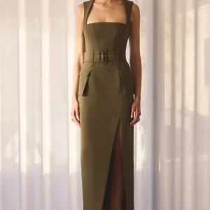 Sandra | Vestido Largo Verde Oliva Entallado con Escote Cuadrado y Abertura Frontal Alta