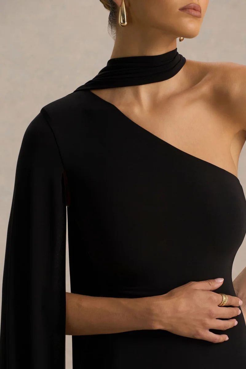 Arianne | Vestido Corto Negro con Escote Asimétrico Y Detalle De Pañuelo - Imagen 4
