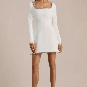 Caia | Vestido Corto Blanco con Escote Cuadrado y Adornos