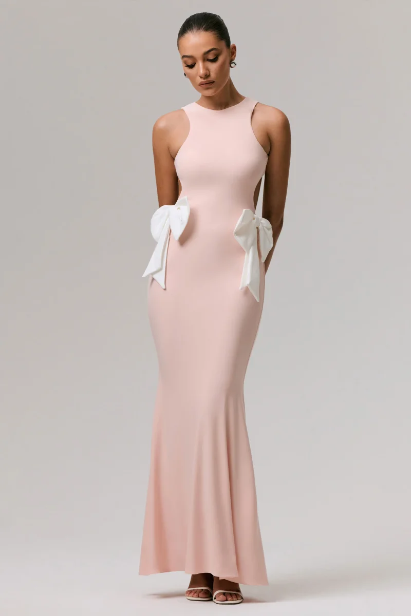 By Your Side | Vestido largo Rosa con Lazos y Aberturas
