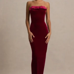Illusion | Vestido Largo Burdeos De Terciopelo Con Escote Bandeau Y Lazo