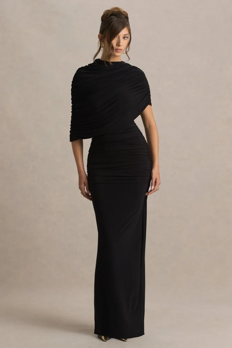 Glitz | Vestido largo en Negro con Escote Alto, Manga Capa y Detalle Fruncido - Imagen 3