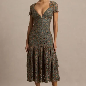 Sabrina | Vestido Midi Bordado en Verde Oscuro y Óxido con Escote Pronunciado