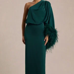 Felicity | Vestido Largo Verde Azulado de Satén con Escote Asimétrico, Plumas y Detalles Fruncidos