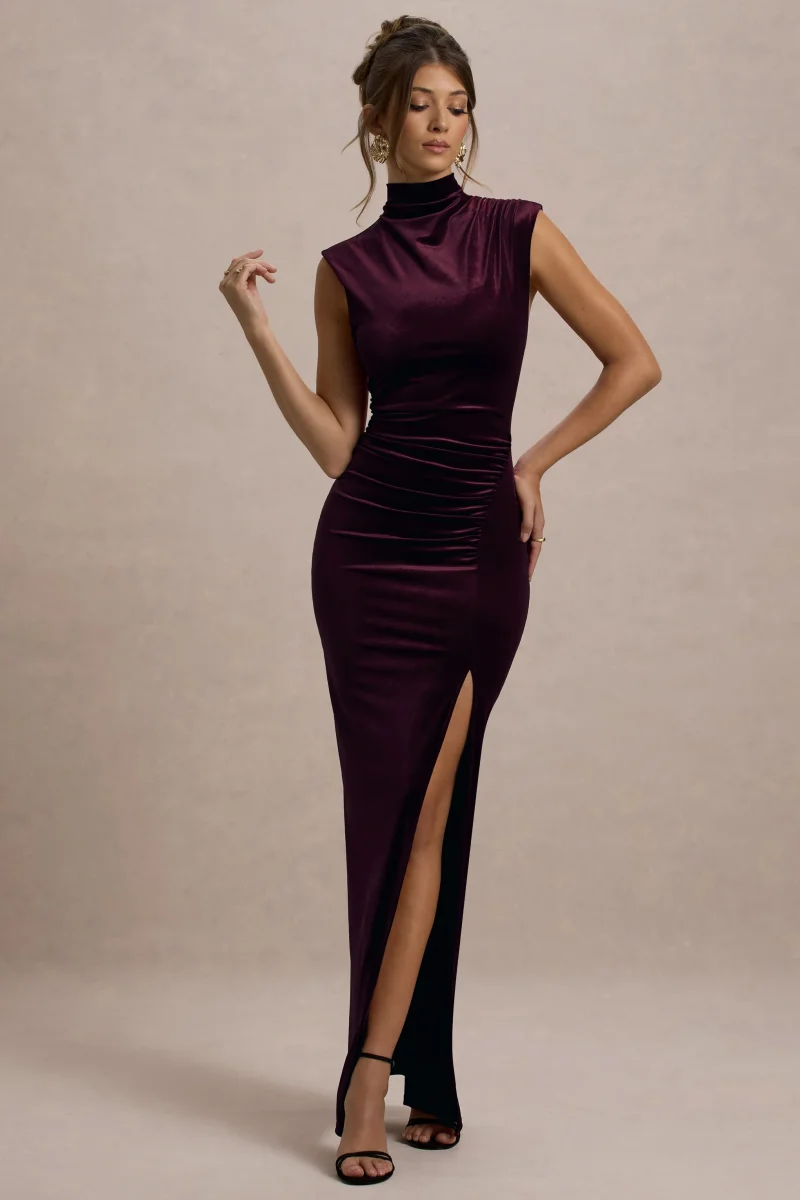 Abilene | Vestido largo de terciopelo en color burdeos, de cuello alto y abertura lateral - Imagen 5