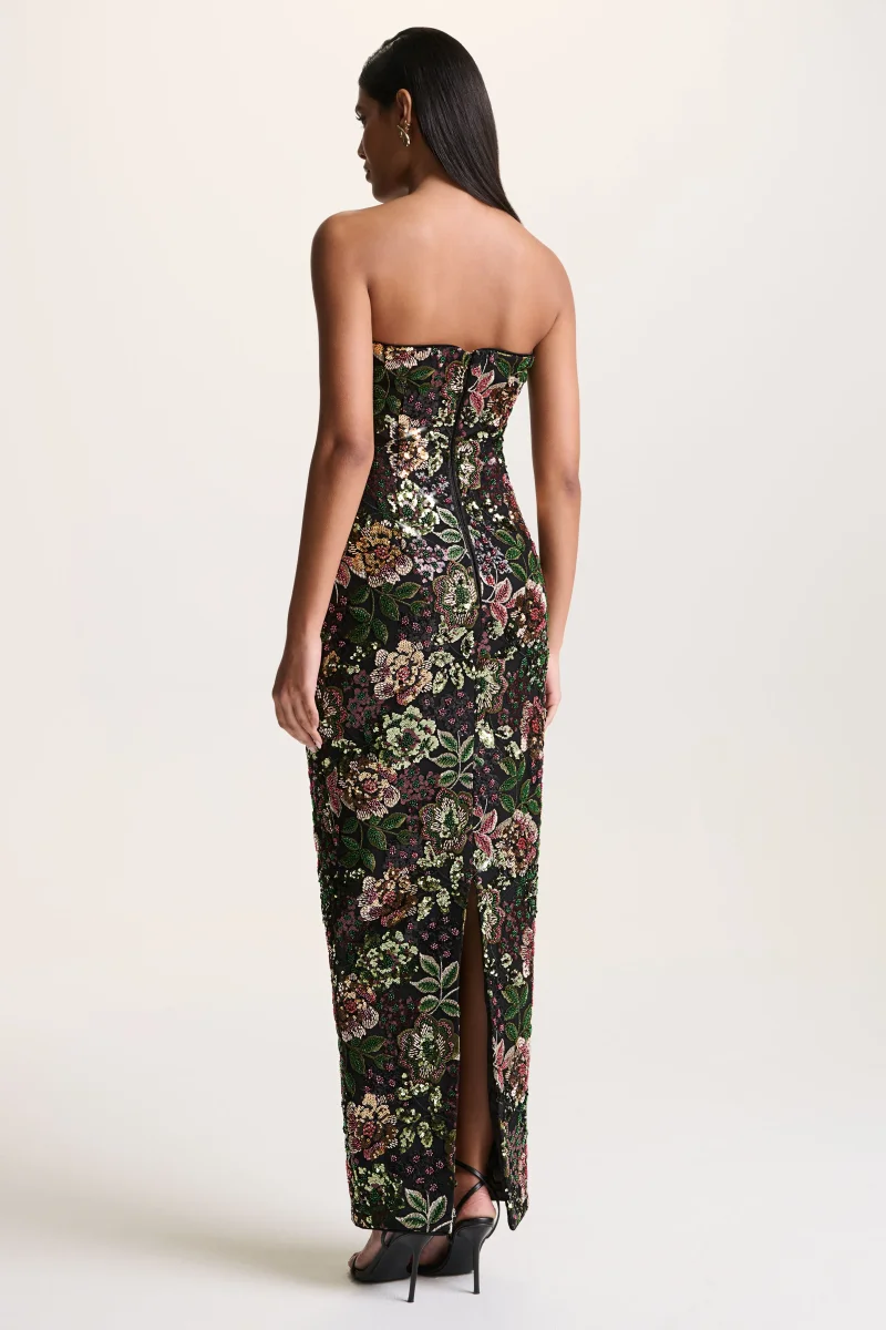 Cora | Vestido Largo Bandeau de Malla y Lentejuelas con Capa en la Espalda - Imagen 4