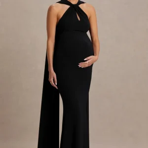 Lyra | Vestido Largo Negro de Cuello Halter Cruzado y Capa