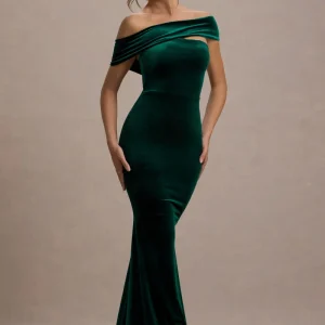 Candela |Vestido largo de Terciopelo verde botella con Escote Bardot Asimétrico
