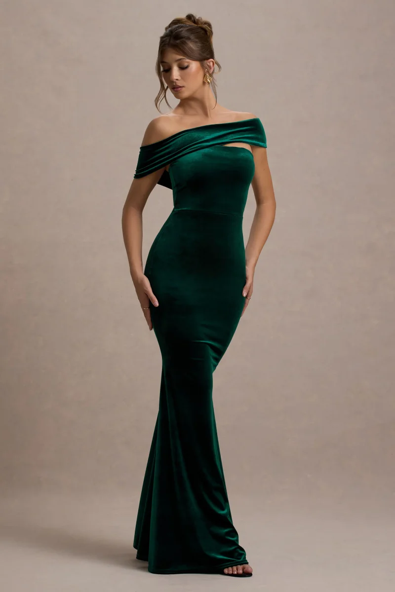 Candela |Vestido largo de Terciopelo verde botella con Escote Bardot Asimétrico - Imagen 2