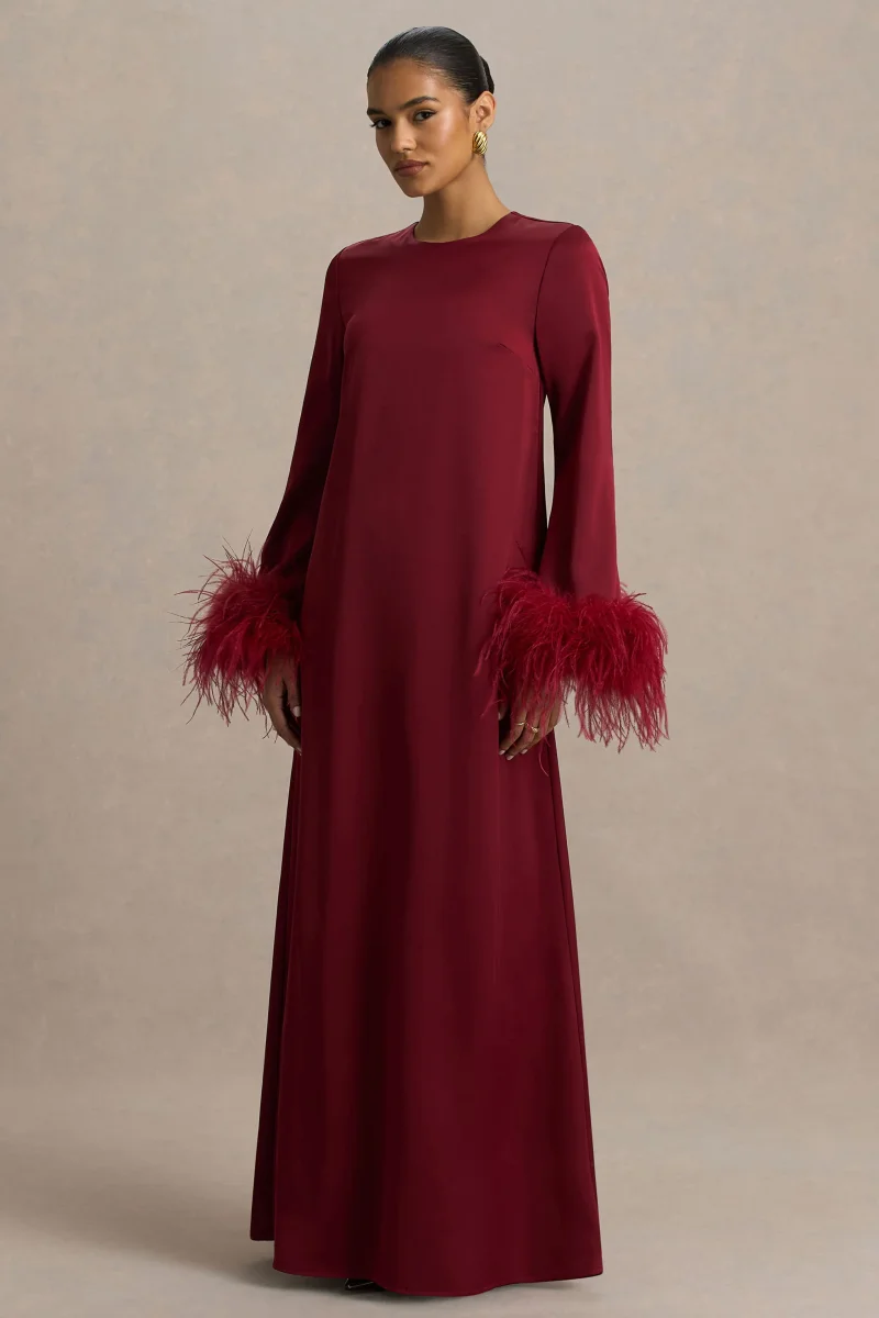 Adella | Vestido Largo de Satén Burdeos con Detalle de Plumas - Imagen 5