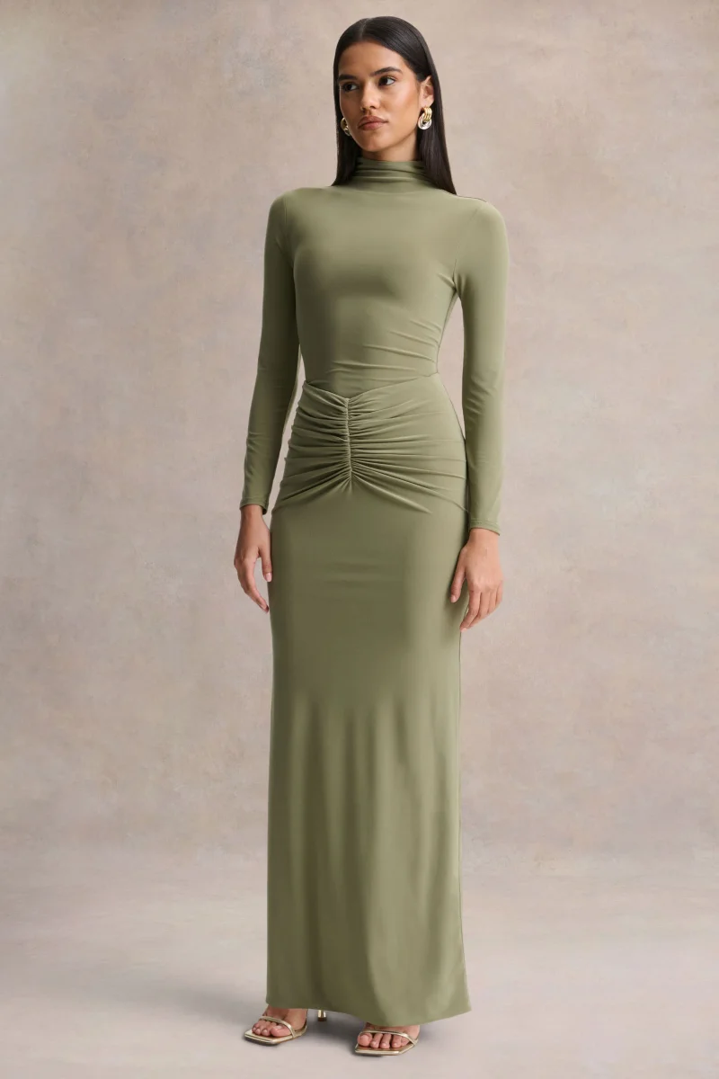 Persis | Vestido Largo Verde Oliva de Cuello Alto con Detalles Fruncidos - Imagen 5