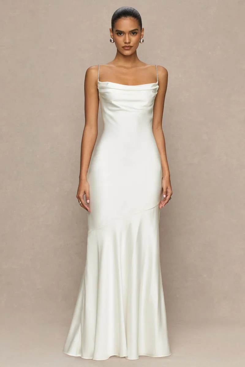 Maelia | Vestido largo de satén color crema con escote drapeado y tirantes adornado - Imagen 7