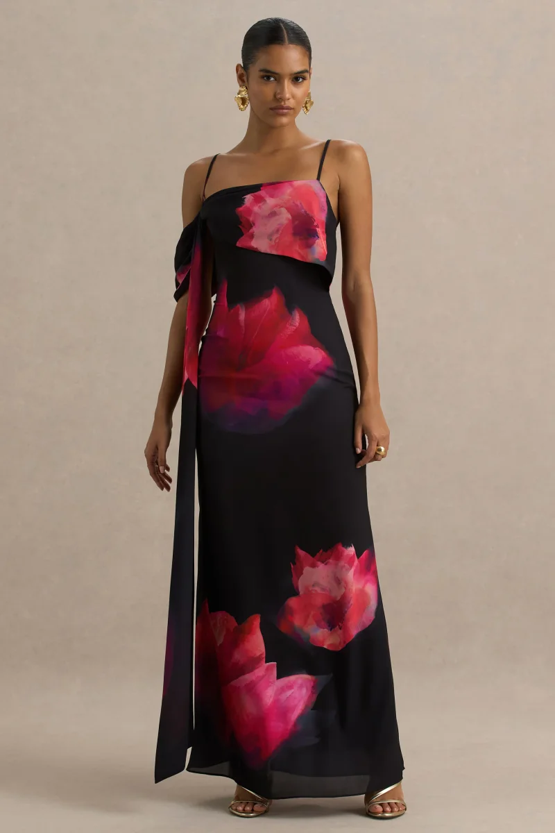 Leonara | Vestido largo con detalle de flor rojizas y una manga drapeada - Imagen 4