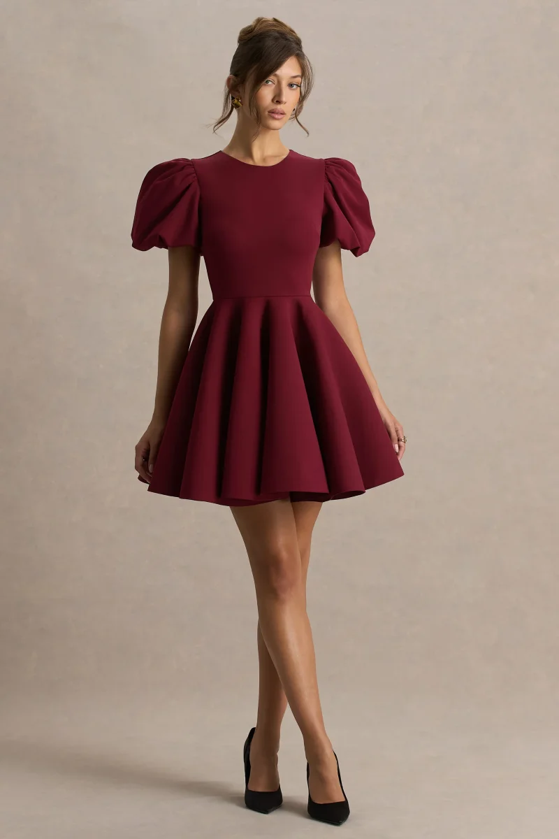 Emelia | Vestido Corto Skater Burdeos con Mangas Abullonadas - Imagen 6