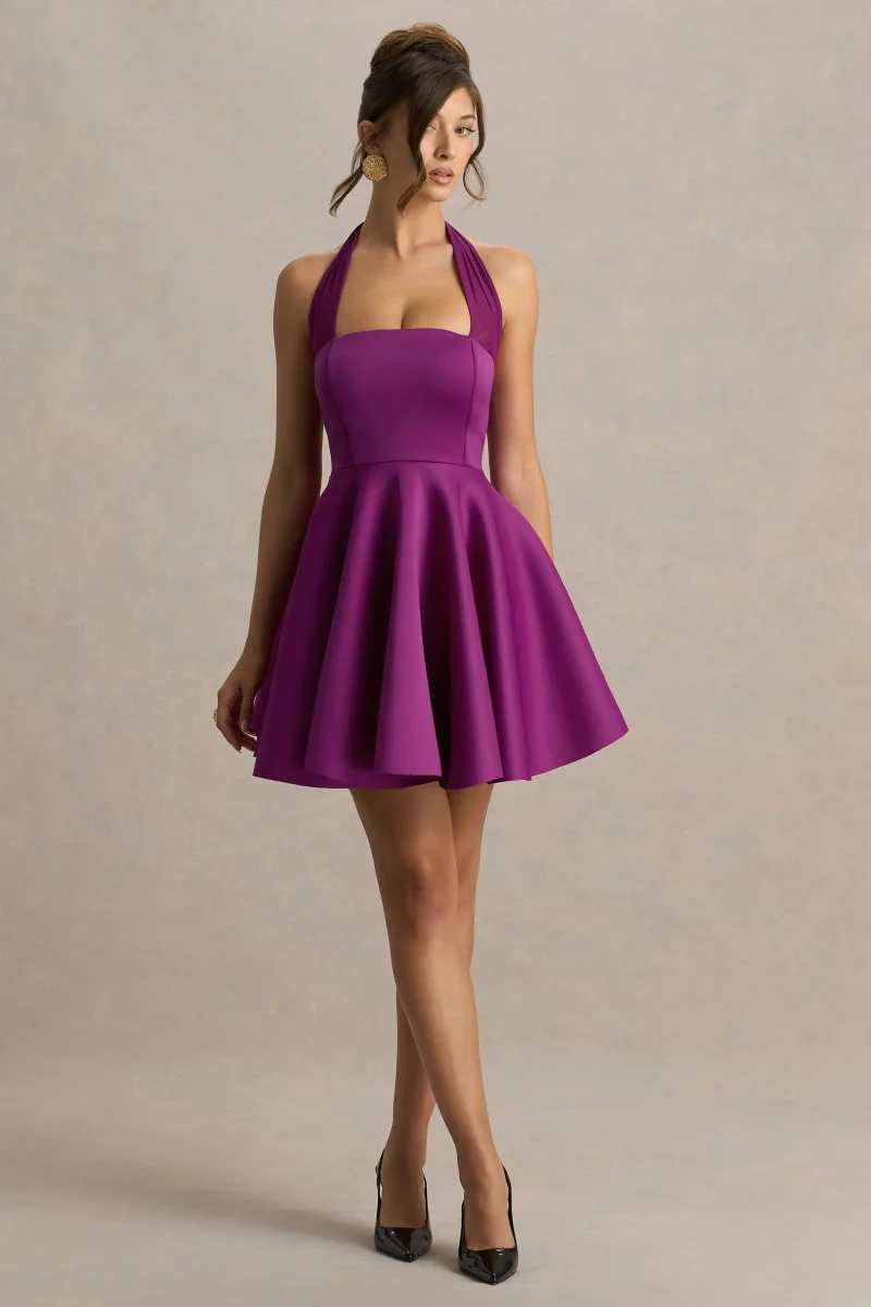 Peggy | Vestido Corto Skater En Tono Morera Con Escote Halter - Imagen 6