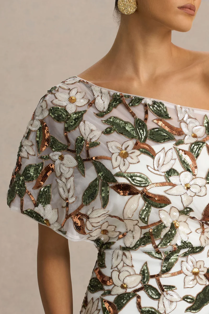 Iony | Vestido Largo de cuello asimétrico con detalles florales, malla y lentejuelas en blanco y verde - Imagen 3