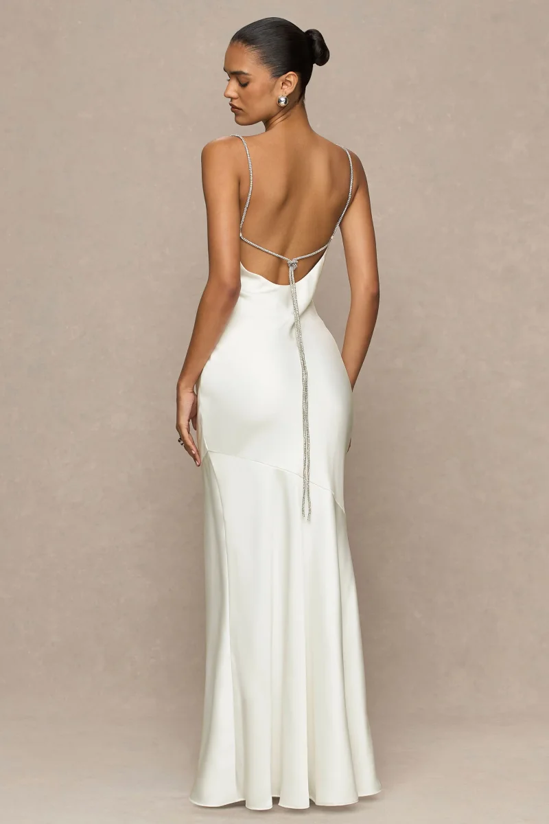 Maelia | Vestido largo de satén color crema con escote drapeado y tirantes adornado - Imagen 3