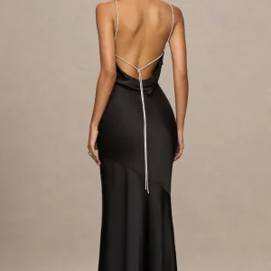 Maelia | Vestido largo de satén negro con escote drapeado y tirantes adornados