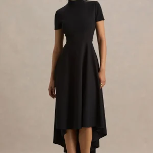 Bellona | Vestido Midi Negro De Cuello Alto Con Bajo Asimétrico