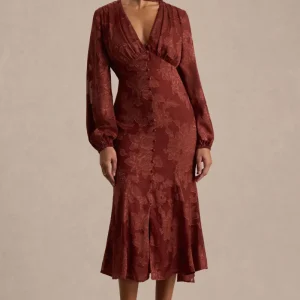 Sabina | Vestido midi devoré color óxido con escote pronunciado