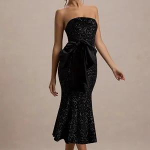 Adee | Vestido Midi de Terciopelo Negro con Escote Halter y detalle de Lazo