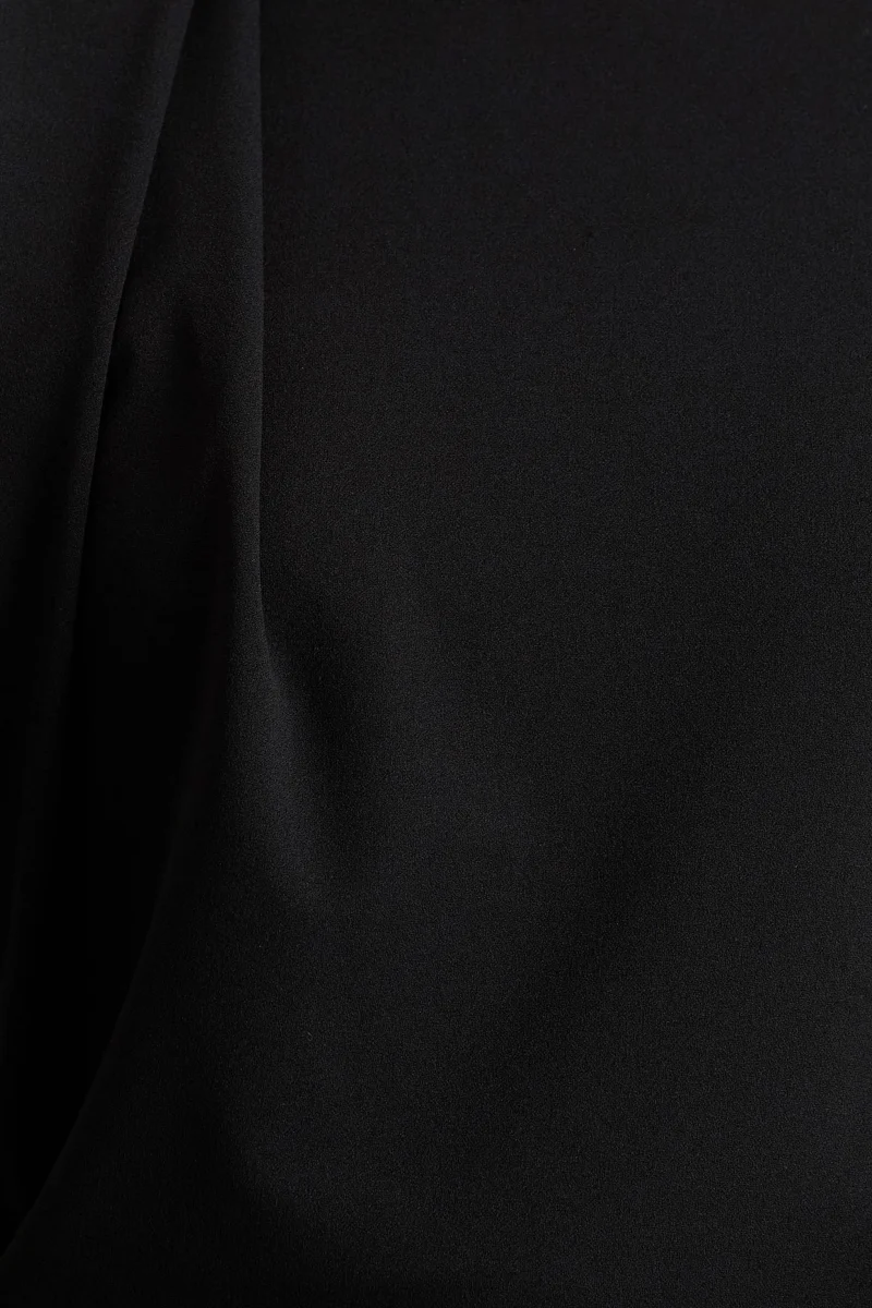 Tiff | Mono Negro De Cuello Alto Con Detalle Drapeado - Imagen 7