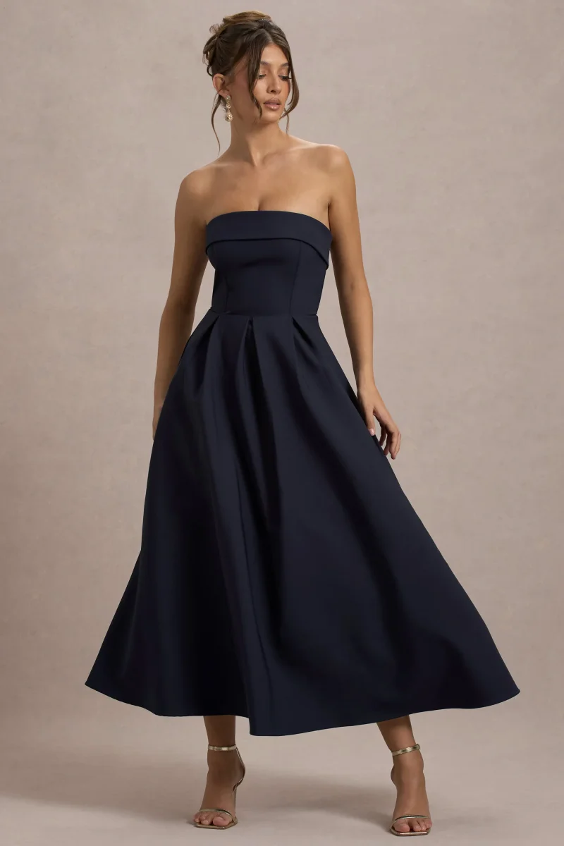 Annalise | Vestido Midi Azul Marino De Bandeau Con Falda Plisada - Imagen 5