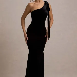 Jillian | Vestido largo Asimétrico de Terciopelo Negro con Tirante de Lazo