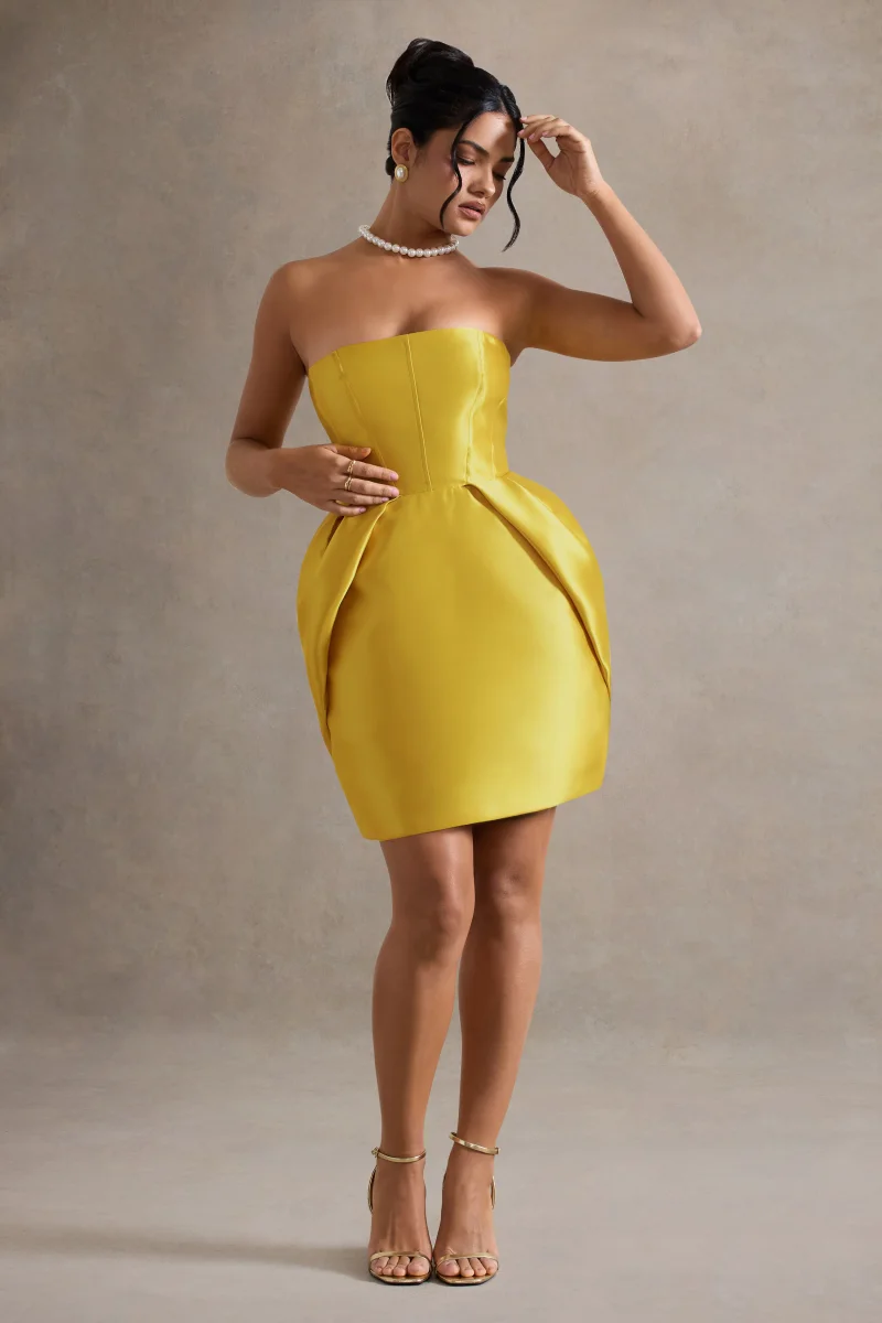 Lovebug | Vestido corto con escote y falda abullonada en color mostaza - Imagen 6