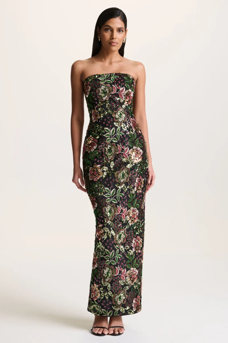 Cora | Vestido Largo Bandeau de Malla y Lentejuelas con Capa en la Espalda - Imagen 7
