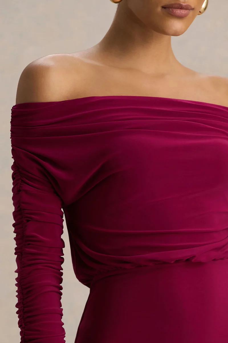 Cilla | Vestido Largo Burdeos Con Escote Bardot y Fruncido - Imagen 5