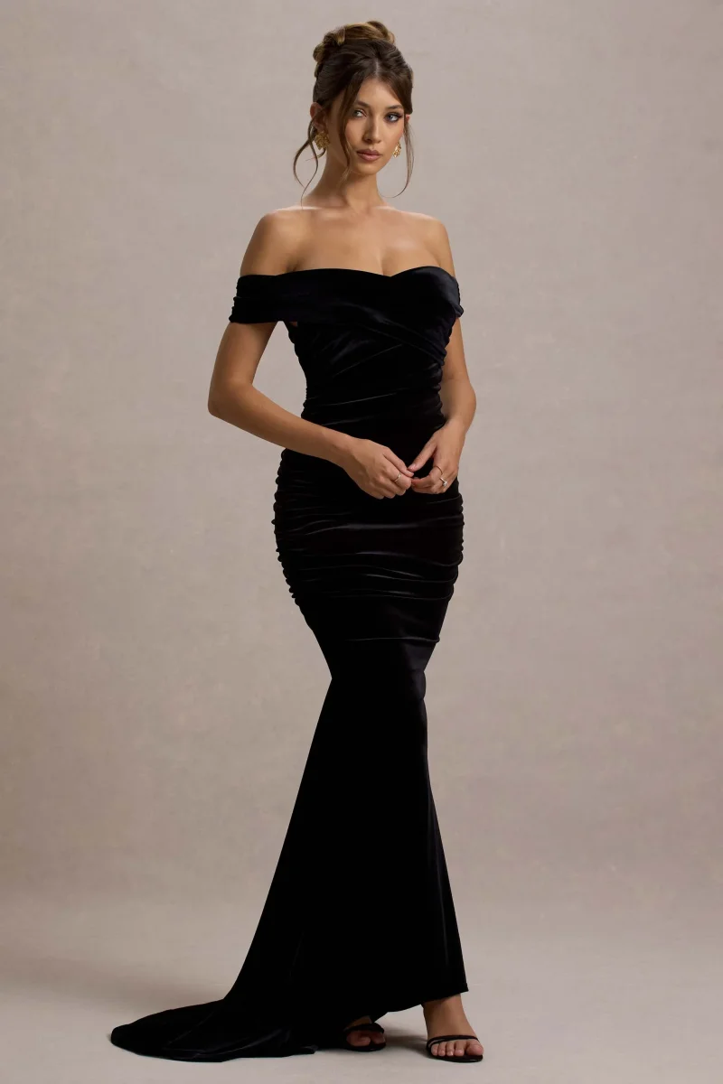 Apolline | Vestido Largo de Terciopelo Negro con Hombros Descubiertos y Cola de Sirena Fruncida - Imagen 6