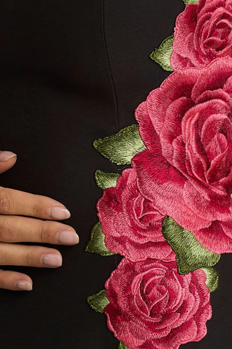 Tillie | Vestido Midi Negro con Escote Halter - Imagen 7